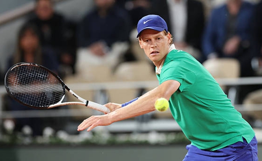 Kết quả Roland Garros 2025 hôm nay 29/5: Jannik Sinner chấm dứt sự nghiệp Gasquet, Djokovic thẳng tiến