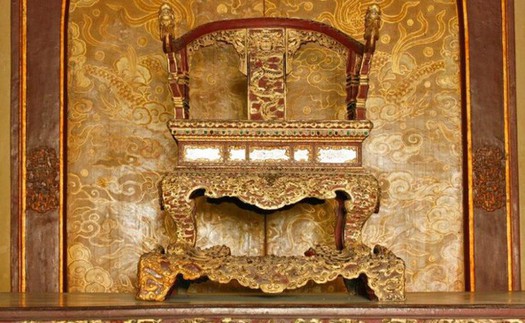 Huế báo cáo kết quả công tác khắc phục vụ việc bảo vật quốc gia “Ngai vua triều Nguyễn” bị xâm hại