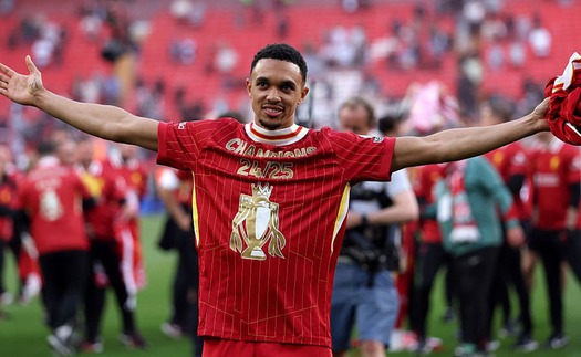 Trent Alexander-Arnold chính thức rời Liverpool