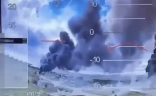 Ukraine bất ngờ tấn công UAV quy mô lớn vào Nga