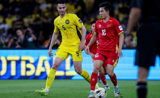 Thắng ĐT Việt Nam, Malaysia vươn lên ngôi đầu bảng ở vòng loại Asian Cup 