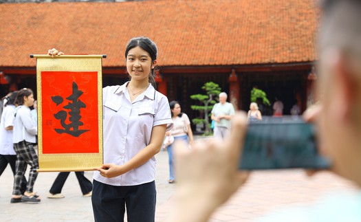 Góc nhìn 365: Văn Miếu mùa thi