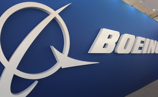 Vụ rơi máy bay tại Ấn Độ: Cổ phiếu Boeing lao dốc sau vụ tai nạn