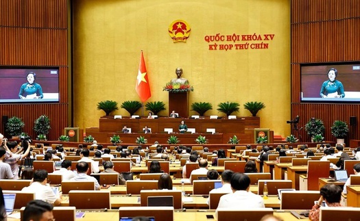Quốc hội thảo luận về dự thảo Nghị quyết sửa đổi, bổ sung Hiến pháp