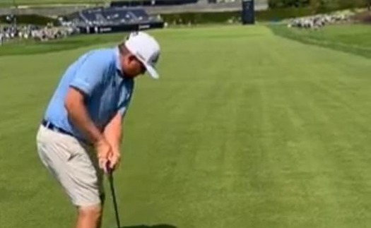 Golfer hạng 284 thế giới có cú đánh 'vĩ đại nhất lịch sử golf' tại sân khó nhất trước US Open lần thứ 125