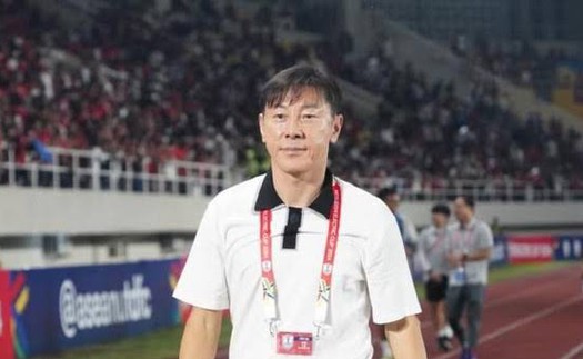 HLV Shin Tae Yong sáng cửa tái xuất khi được đội bóng hạng 14 châu Á tiếp cận