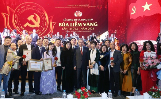 Khẳng định vai trò dẫn dắt, định hướng và bảo vệ những người làm báo
