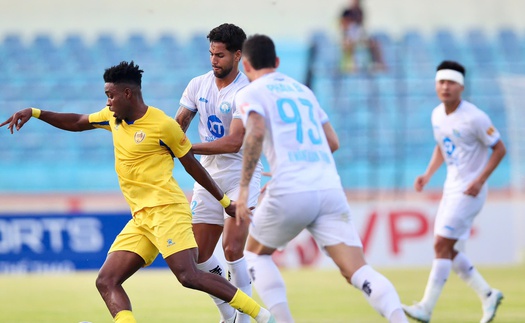 Nghiệt ngã V-League 2024/25