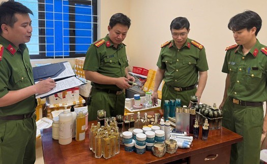 Hà Nội thu giữ 5.400 sản phẩm mỹ phẩm nhập lậu của Ngân Korea