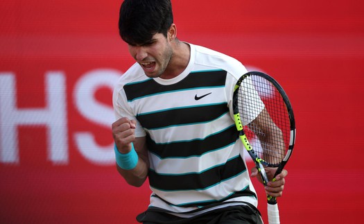 Alcaraz thiết lập cột mốc đáng tự hào sau trận đấu dài nhất 34 năm ở giải tennis lớn tại Anh