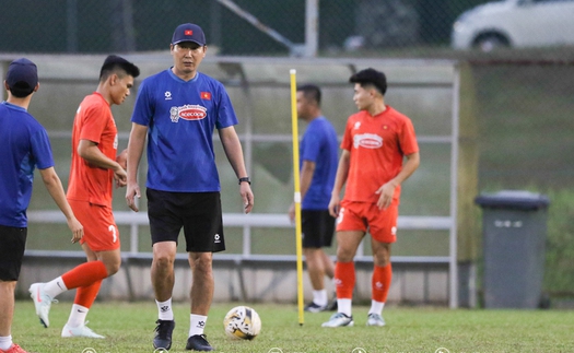 Tin nóng bóng đá Việt hôm nay 21/6: HLV Kim Sang Sik dẫn dắt U23 Việt Nam dự giải Đông Nam Á; Trọng tài Malaysia bắt trận tranh suất trụ hạng V-League