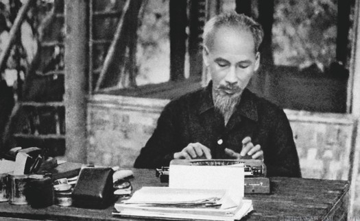 Chủ tịch Hồ Chí Minh - Người sáng lập và định hướng, định hình báo chí cách mạng Việt Nam