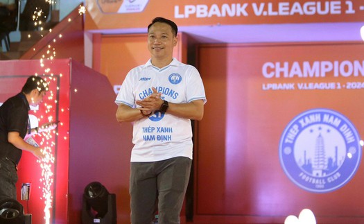 HLV Vũ Hồng Việt chia sẻ bí quyết lần thứ hai liên tiếp vô địch V-League