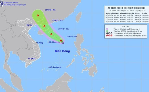 Áp thấp nhiệt đới gây gió giật mạnh, sóng cao trên khu vực Bắc Biển Đông