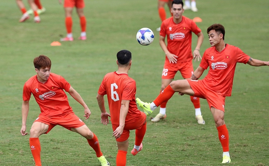 Tin nóng bóng đá Việt hôm nay 4/6: Đội tuyển Việt Nam chốt ngày sang Malaysia; HAGL trụ hạng
