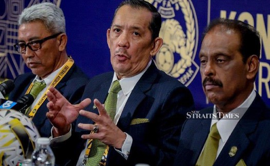 Chủ tịch LĐBĐ Malaysia yêu cầu HLV Cklamovski làm rõ phát ngôn gây ‘sốc’, đáp trả tin đồn bị FIFA phạt nặng