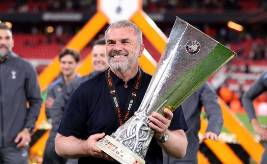 Cafe đầu tuần: Postecoglu không phải là Pep Guardiola