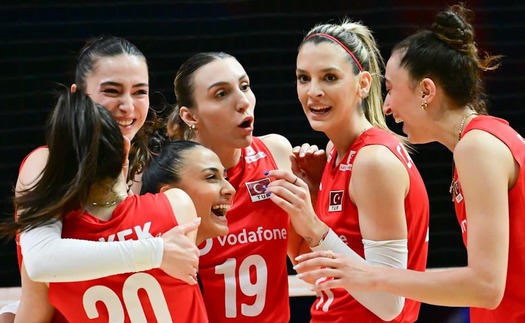 Kết quả chung cuộc bóng chuyền FIVB Volleyball Nations League 2025 tuần 1