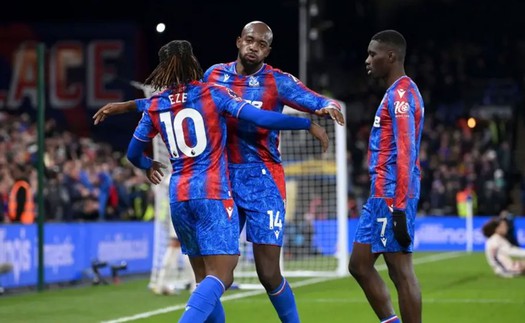 Crystal Palace bị giáng xuống Europa Conference League là thất bại của bóng đá 