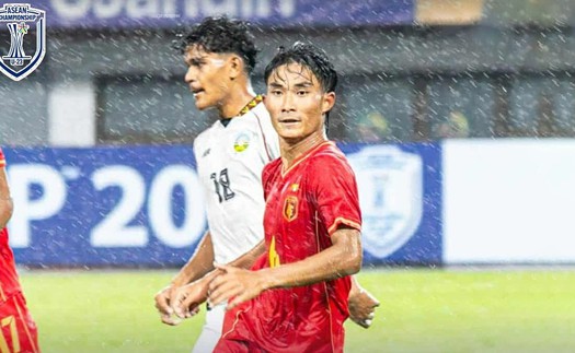 Xuất hiện trận đấu kịch tính nhất giải Đông Nam Á với 8 bàn thắng, Figo và Cannavaro ghi bàn