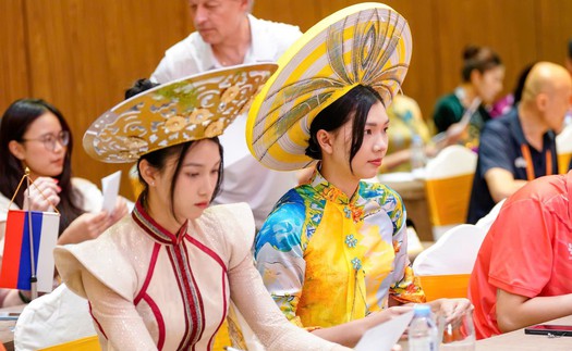 Chiêm ngưỡng nhan sắc 4 tuyển thủ bóng chuyền Việt Nam là ứng viên cho Hoa khôi VTV Cup