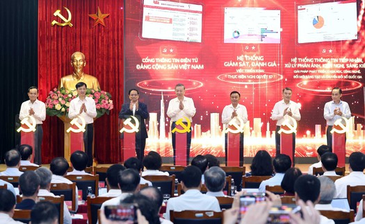 Tổng Bí thư Tô Lâm chủ trì họp Ban Chỉ đạo Trung ương về phát triển khoa học, công nghệ, đổi mới sáng tạo và chuyển đổi số