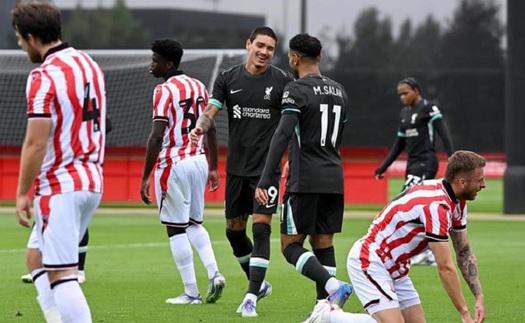 Chân sút đang bị rao bán lập hat-trick trong 14 phút, Liverpool thắng 5 sao ở trận giao hữu kín