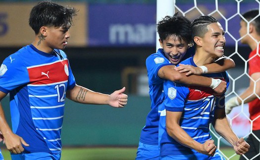 Tin nóng bóng đá Việt hôm nay 22/7: HLV Kim Sang Sik cử trợ lý theo dõi đối thủ; Trung vệ ngoại của CLB Ninh Bình xin quốc tịch Việt Nam