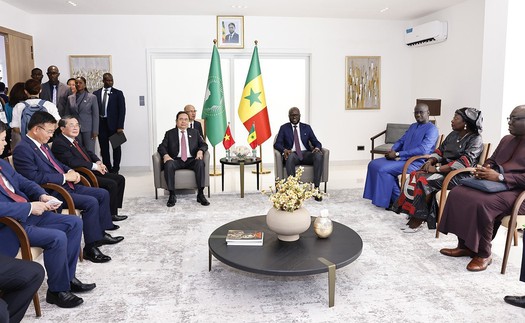Chủ tịch Quốc hội Trần Thanh Mẫn hội đàm với Chủ tịch Quốc hội Senegal