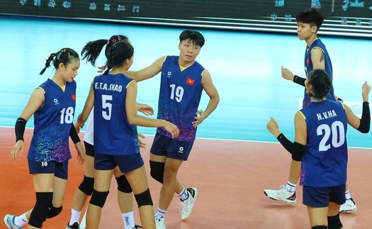 Tin nóng thể thao sáng 24/7: Danh sách đội bóng chuyền nữ Việt Nam dự giải thế giới; CAHN ra mắt tài năng Việt kiều