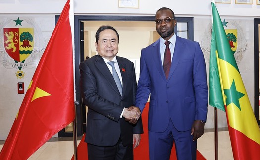 Chủ tịch Quốc hội Trần Thanh Mẫn hội kiến Thủ tướng Senegal Ousmane Sonko