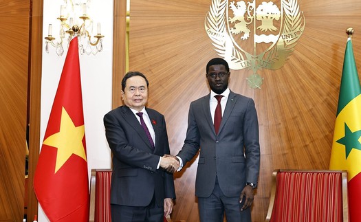 Chủ tịch Quốc hội Trần Thanh Mẫn hội kiến Tổng thống Senegal Bassirou Diomaye Faye