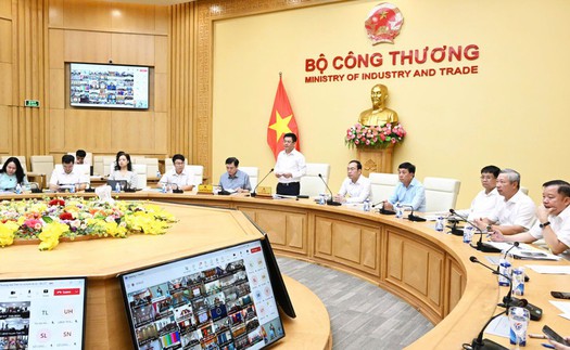 Bộ Công thương đơn giản hóa 223 thủ tục hành chính