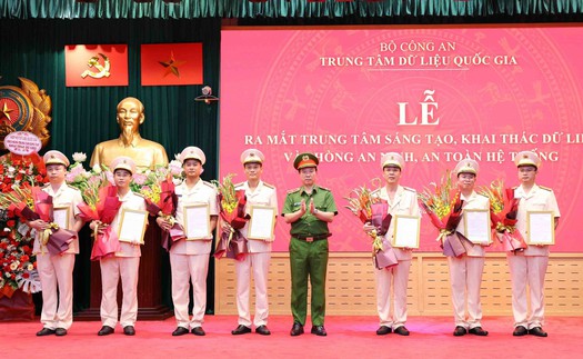 Ra mắt Trung tâm sáng tạo, khai thác dữ liệu