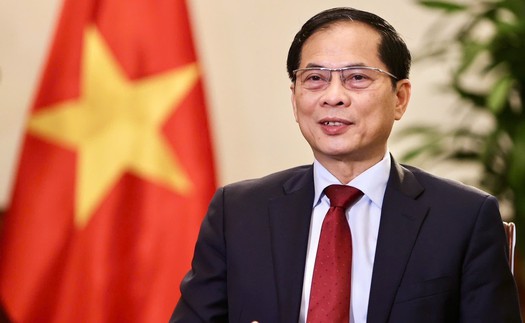 Phó Thủ tướng, Bộ trưởng Ngoại giao Bùi Thanh Sơn trả lời báo chí Hàn Quốc về chuyến thăm của Tổng Bí thư Tô Lâm