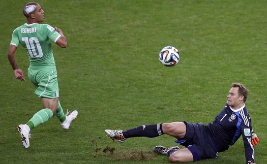 Sự tiến hoá của các thủ môn: Khi thủ môn là tiền đạo đầu tiên