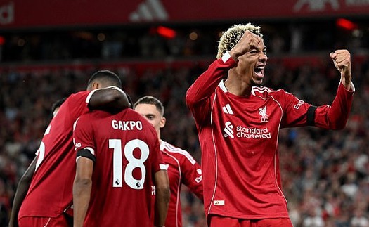 4 tân binh của Liverpool thể hiện ra sao trong trận ra mắt Premier League?