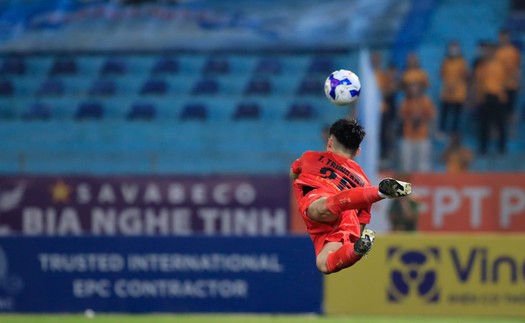 HLV HAGL khen ngợi thủ môn Trung Kiên hết lời