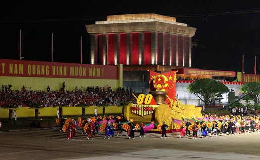'Sắc đỏ Ba Đình' mang đến trải nghiệm độc đáo, hấp dẫn du khách dịp 2/9
