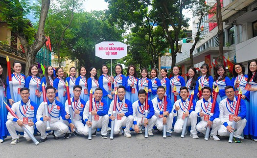 Khối báo chí Cách mạng Việt Nam cùng nhịp bước chân với tinh thần "Thép trong bút, lửa trong tim"