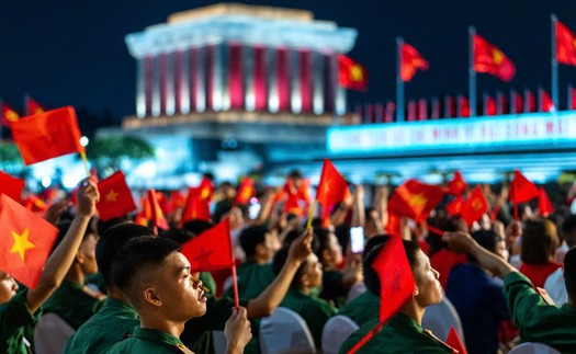 Dòng chảy lịch sử trên Quảng trường Ba Đình