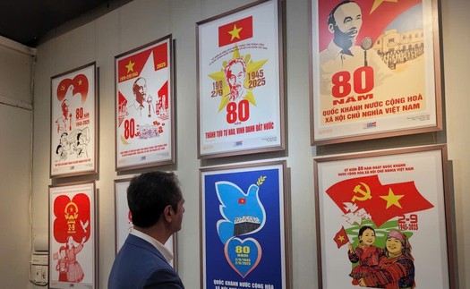 Kế thừa và làm mới tranh cổ động trong dòng chảy văn hóa