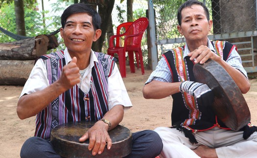 Tiếng chiêng Ba vẫn vang vọng, chở che hồn cốt văn hóa H'rê