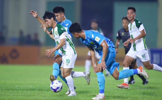 Mùa giải 2025/26 'khó nhằn' với hạng Nhất 