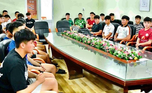 Đội bóng vừa xuống hạng chính thức đổi tên thành CLB bóng đá Quy Nhơn United
