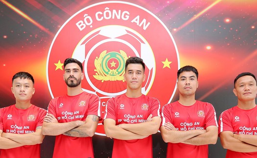 CLB Công an TP.HCM ra mắt Tiến Linh, kỳ vọng lấy lại hào quang
