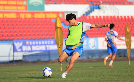 Tin nóng bóng đá Việt Nam hôm nay 7/8: Tuyển nữ Việt Nam được thưởng ‘quà đặc biệt’; Công Phượng chấn thương trước mùa giải 2025/26