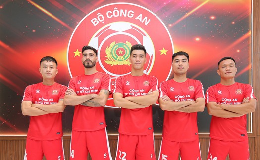 Chiêm ngưỡng áo đấu và logo mới của CLB Bóng đá Công an TP.HCM, hai 'trò cưng' của thầy Park ra mắt