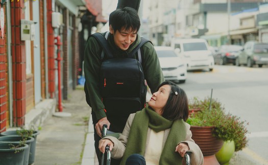 Từ "Mai" đến "Mang mẹ đi bỏ": Tuấn Trần và Hồng Đào tái hợp có tạo nên kỳ tích phòng vé?