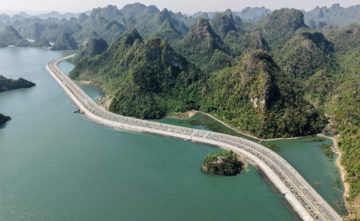 Khách du lịch nội địa đã quay trở lại Quảng Ninh sau sự cố thiên tai